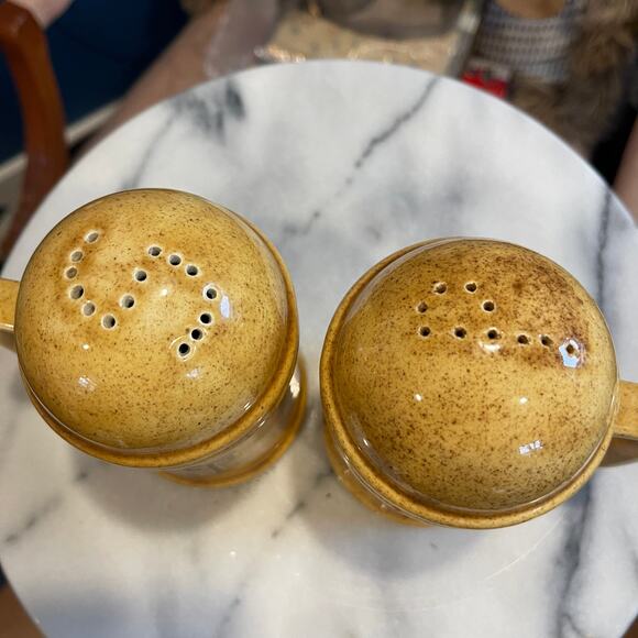 Classic Vintage Salt & Pepper Shakers - Picture 2 of 4